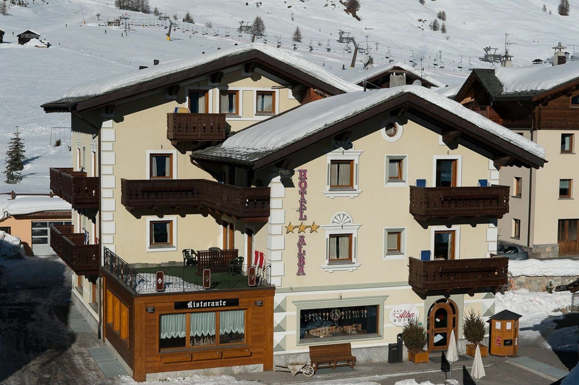 Hotel Alba Livigno Exterior photo